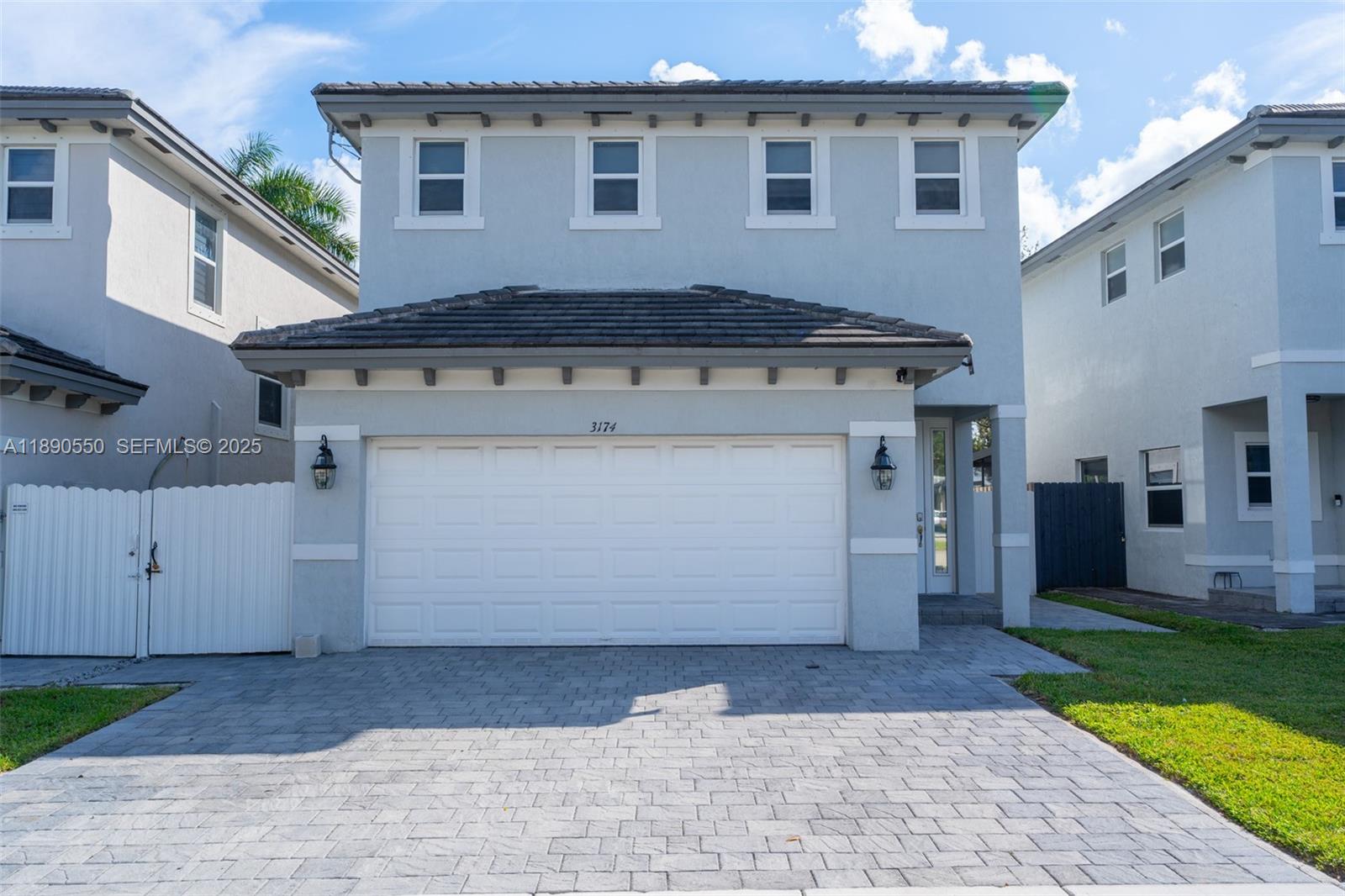 3174 Southeast 3rd Drive Homestead, FL 33033 - Photo 2 of 56