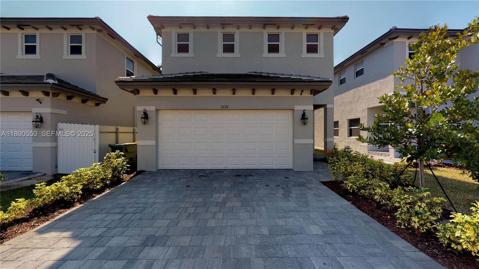 3174 Southeast 3rd Drive Homestead, FL 33033 - Photo 3 of 56