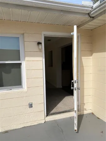 $1,400 | 8666 Southwest 92nd Lane, Unit C, Ocala, FL 34481