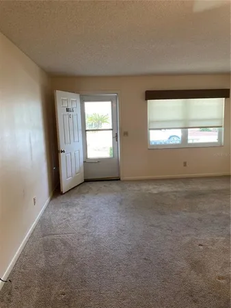 $1,400 | 8666 Southwest 92nd Lane, Unit C, Ocala, FL 34481