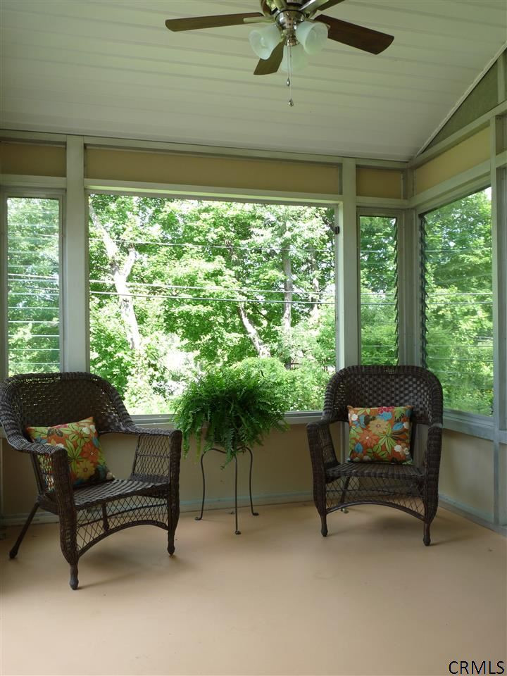 11 Bogardus Road Albany, NY 12208 - Photo 12 of 25 Photo 12