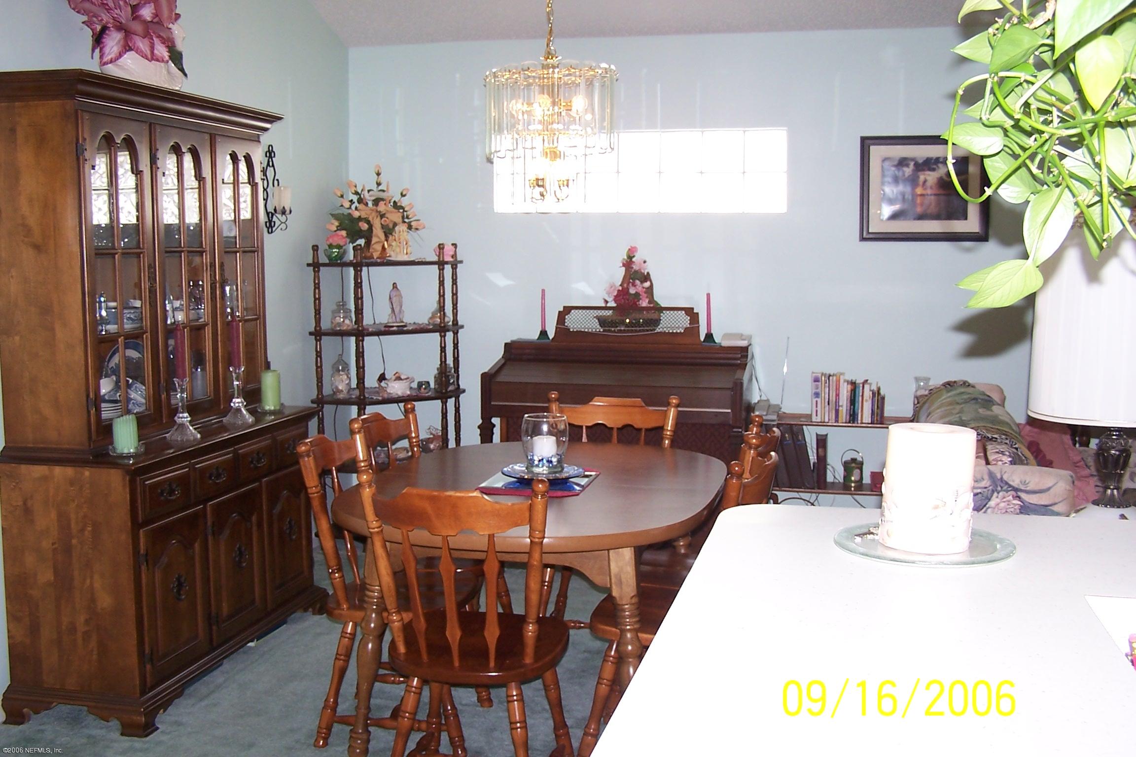 1157 Creeks Ridge Road Jacksonville, FL 32225 - Photo 10 of 14 Dining room