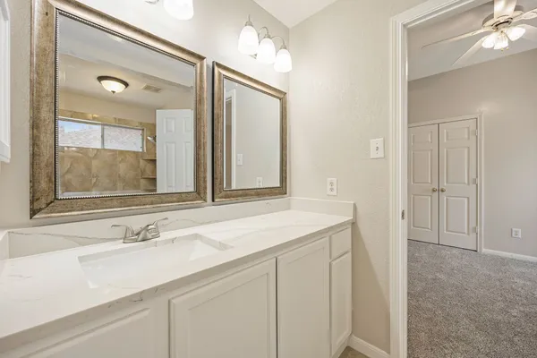 $3,000 | 1919 Valleria Court, Sugar Land, TX 77479