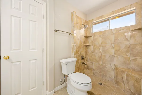 $3,000 | 1919 Valleria Court, Sugar Land, TX 77479