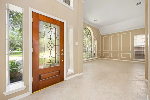 $3,000 | 1919 Valleria Court, Sugar Land, TX 77479