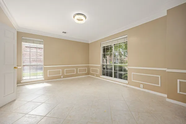 $3,000 | 1919 Valleria Court, Sugar Land, TX 77479