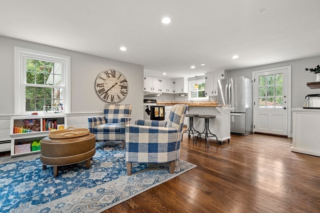 14 Sedgemeadow Road Wayland, MA 01778 - Photo 11 of 24
