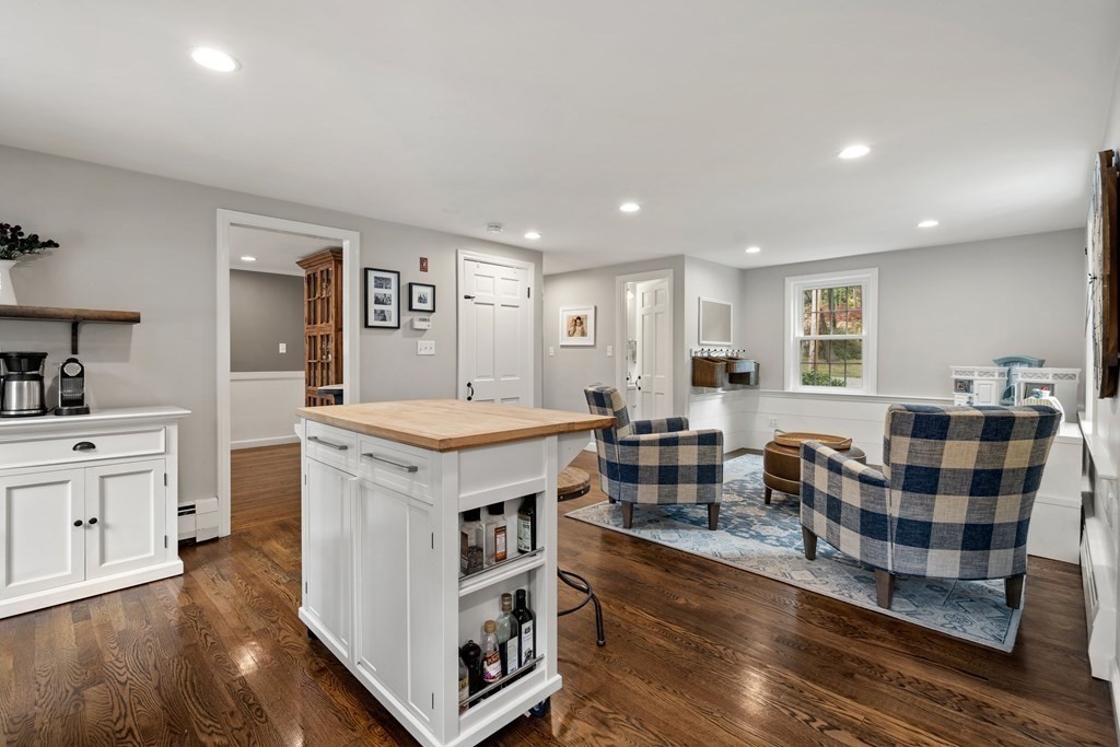 14 Sedgemeadow Road Wayland, MA 01778 - Photo 12 of 24