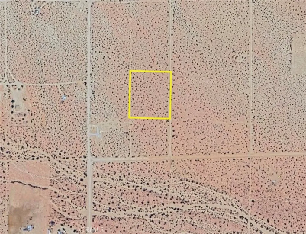 2700 Del Sol Landers, CA 92285 - Photo 3 of 3 a picture of a bathroom with a shower curtain