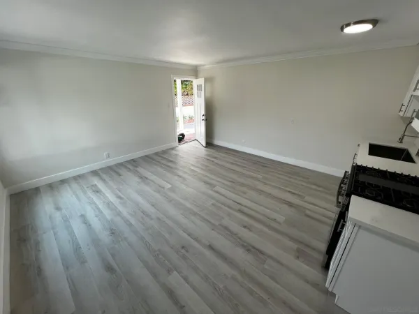 $1,958,000 | 525 South Freeman Street, Oceanside, CA 92054