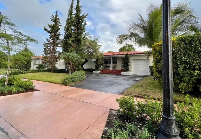 $4,950 | 130 Malaga Avenue, Coral Gables, FL 33134