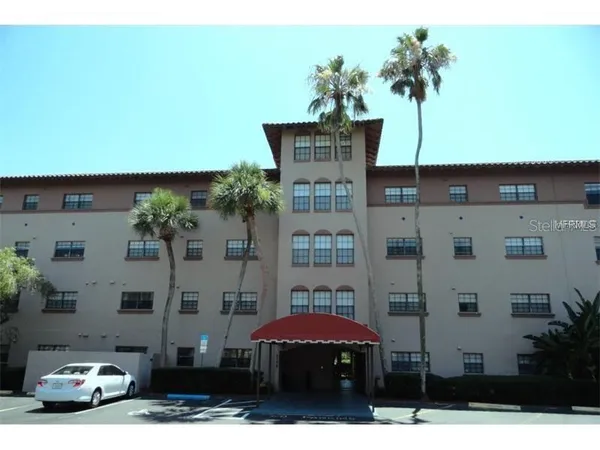 $2,100 | 6100 Gulfport Boulevard South, Unit 102, Gulfport, FL 33707