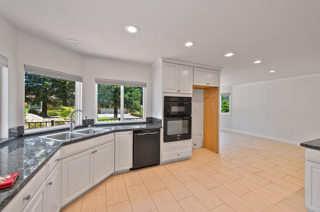 14953 Anillo Way Rancho Murieta, CA 95683 - Photo 12 of 48 Gallery Image 12