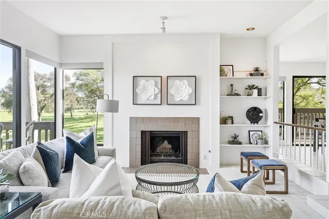 $1,025,000 | 10 Lago Norte, Irvine, CA 92612