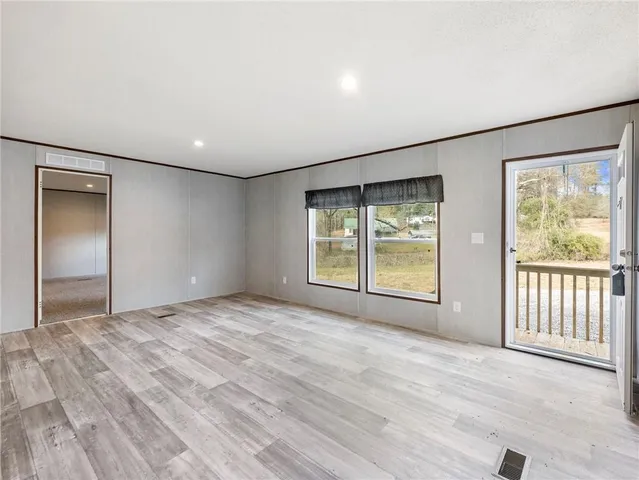 $284,000 | 222 Lynn Road, Bethlehem, GA 30620