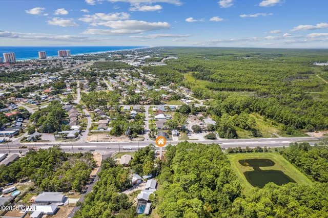 $1,800 | 206 North Arnold Road, Panama City Beach, FL 32413