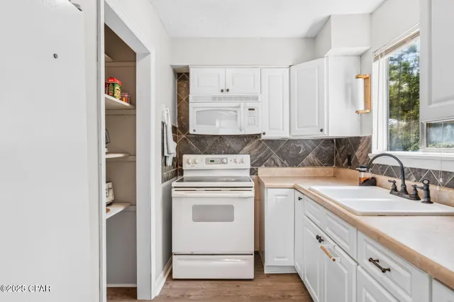 $1,800 | 206 North Arnold Road, Panama City Beach, FL 32413