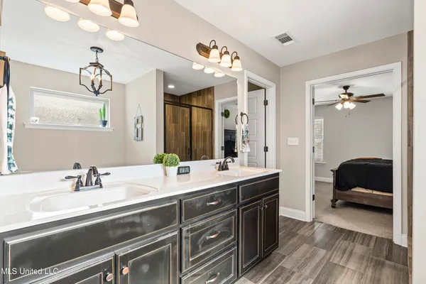 $319,500 | 115 Fairway Drive, Senatobia, MS 38668