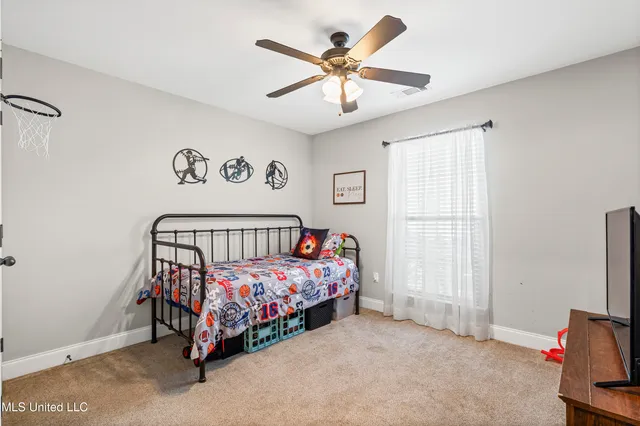 $330,000 | 115 Fairway Drive, Senatobia, MS 38668