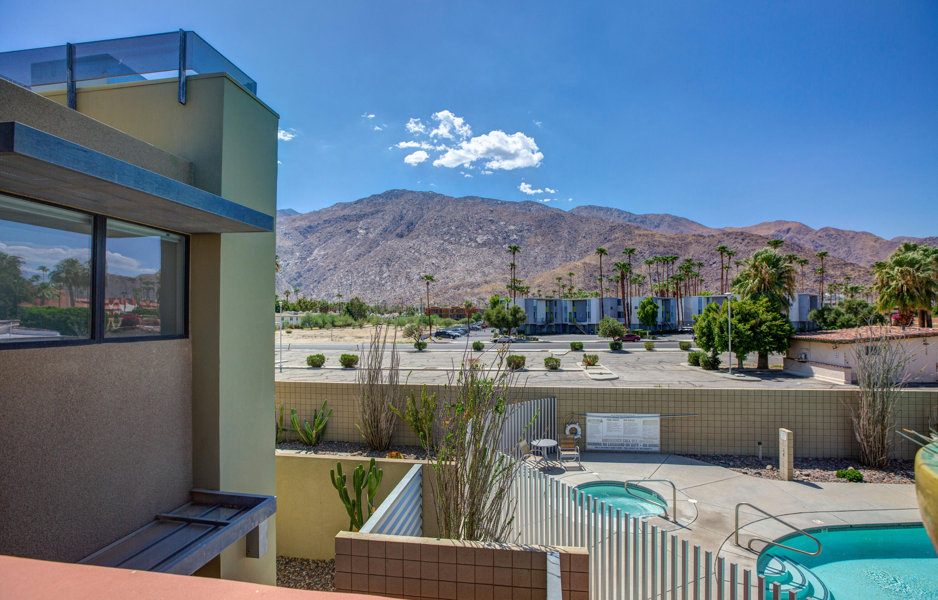 685 East Arenas Road Palm Springs, CA 92262 - Photo 2 of 33 0