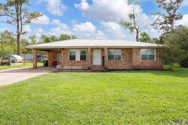 $239,000 | 15088 Highway 44, Gonzales, LA 70737