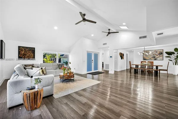 $3,900 | 13416 Southwest 108th St Circle North, Miami, FL 33186