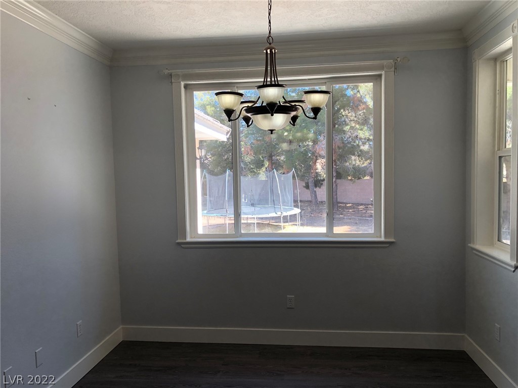 4320 Alfalfa Field Street Logandale, NV 89021 - Photo 11 of 38