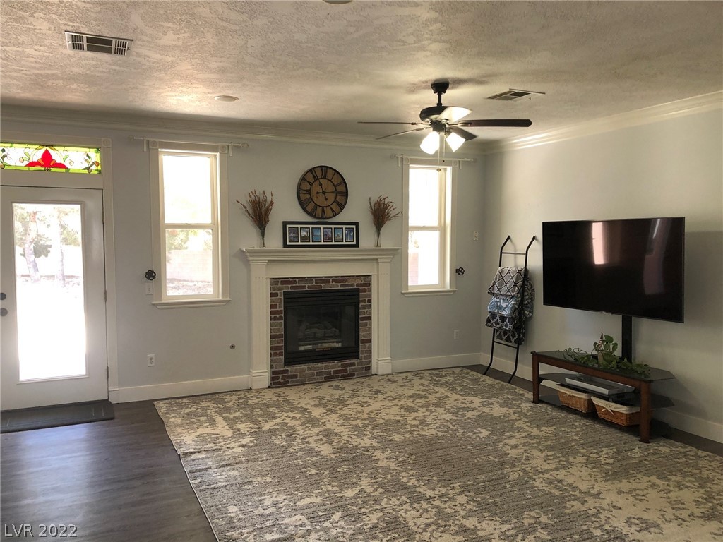 4320 Alfalfa Field Street Logandale, NV 89021 - Photo 8 of 38