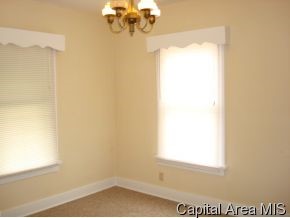 2353 South 9th Street Springfield, IL 62703 - Photo 8 of 12