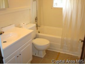 2353 South 9th Street Springfield, IL 62703 - Photo 9 of 12