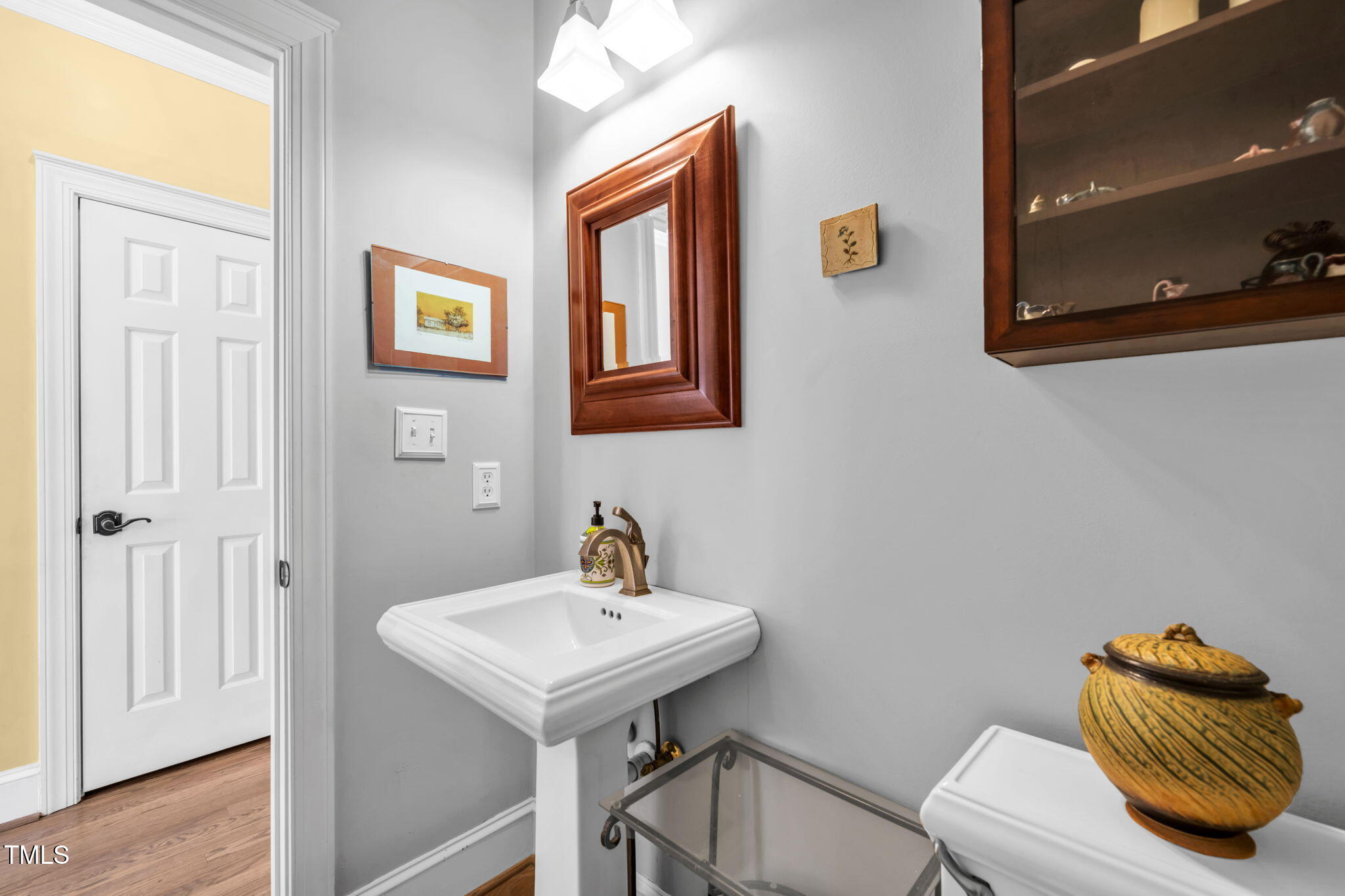 9009 Hometown Drive Raleigh, NC 27615 - Photo 25 of 82 22-web-or-mls-untitled-25