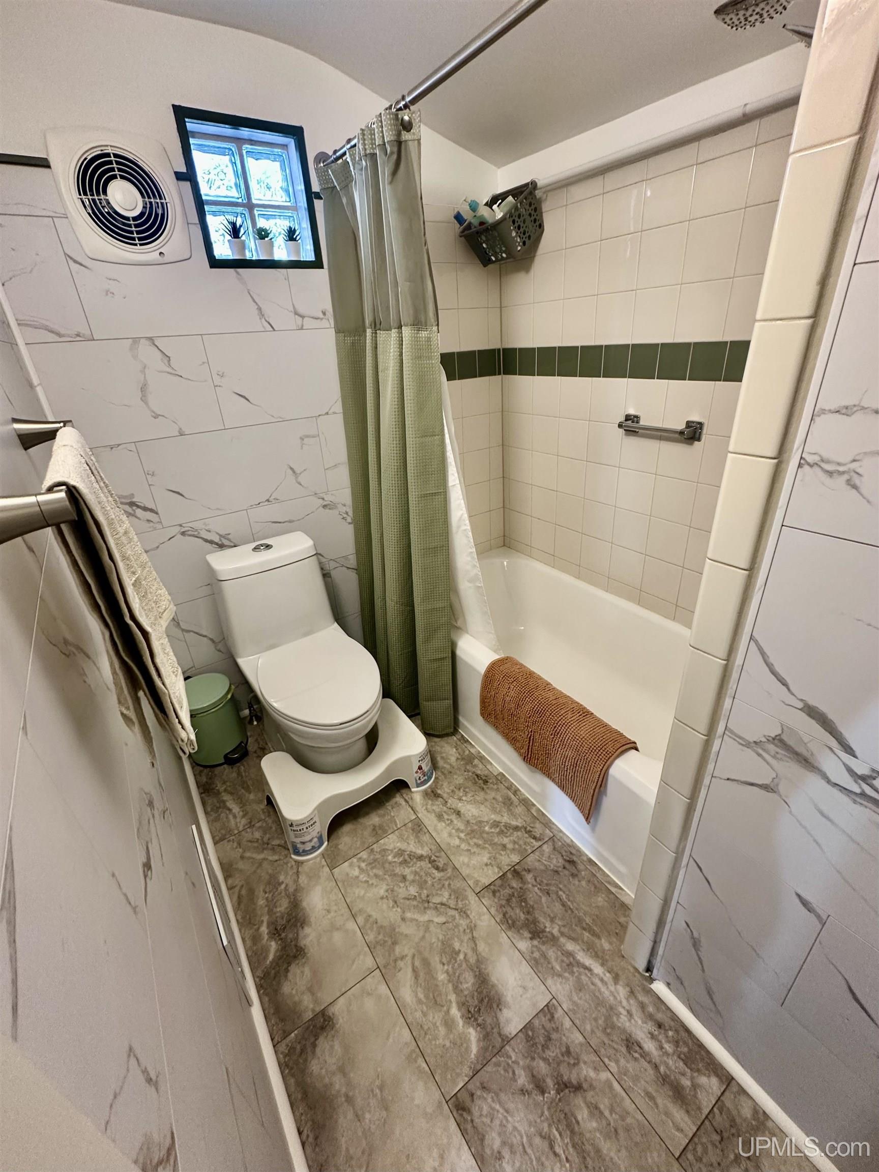 516 West Ridge Street Marquette, MI 49855 - Photo 13 of 40 Gallery Image 13
