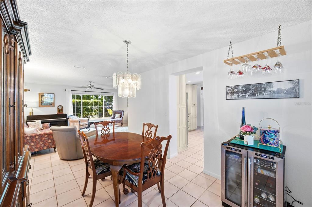 10744 97th Street Largo, FL 33773 - Photo 16 of 67