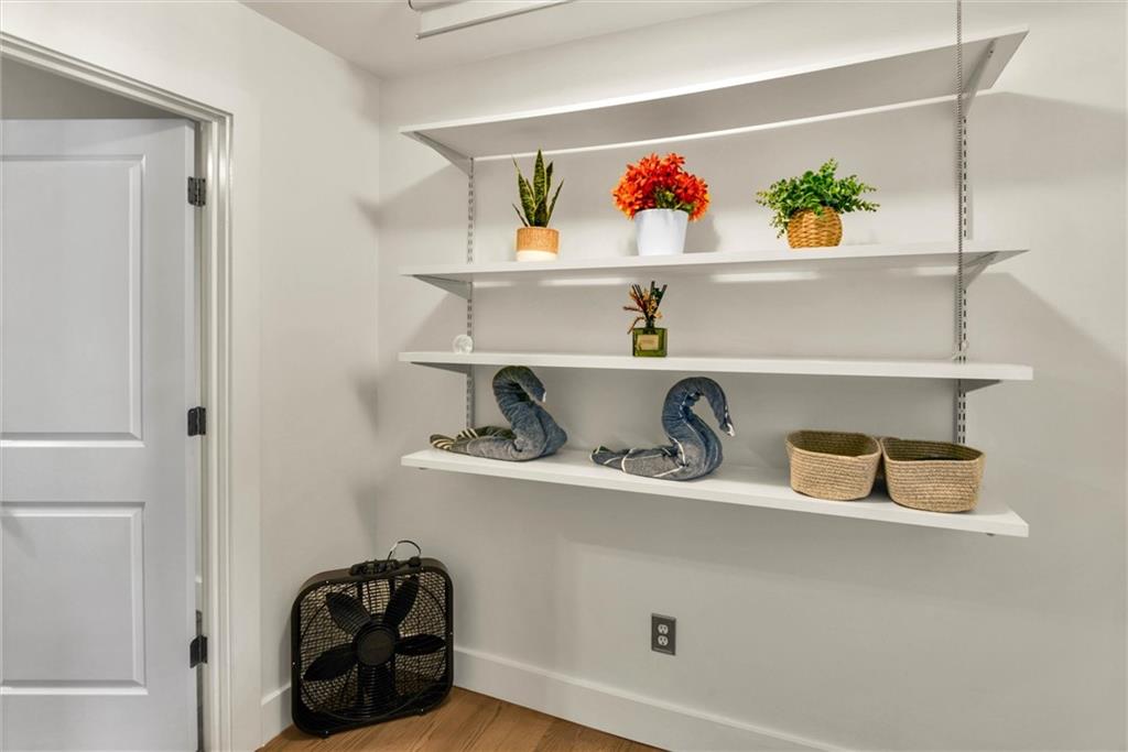2023 Oakview Road Southeast, Unit 222 Atlanta, GA 30317 - Photo 16 of 25