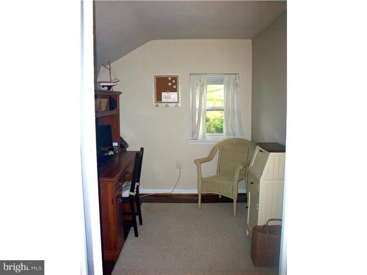 211 Redford Road Oreland, PA 19075 - Photo 11 of 21 Bedroom 3