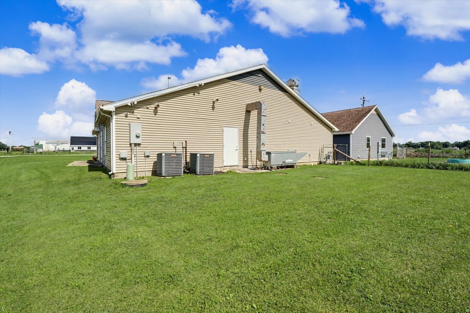 2201 Kickapoo Drive Danville, IL 61832 - Photo 46 of 48
