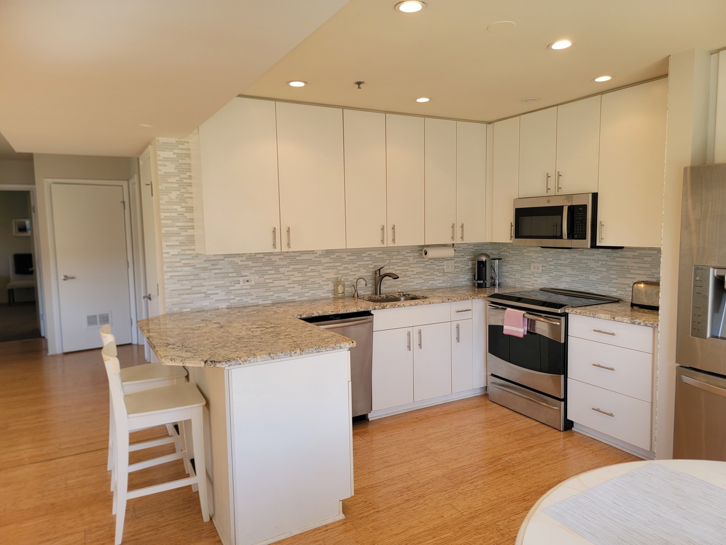 392 Kelburn Road, Unit 124 Deerfield, IL 60015 - Photo 14 of 40