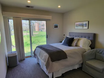 $365,000 | 392 Kelburn Road, Unit 124, Deerfield, IL 60015