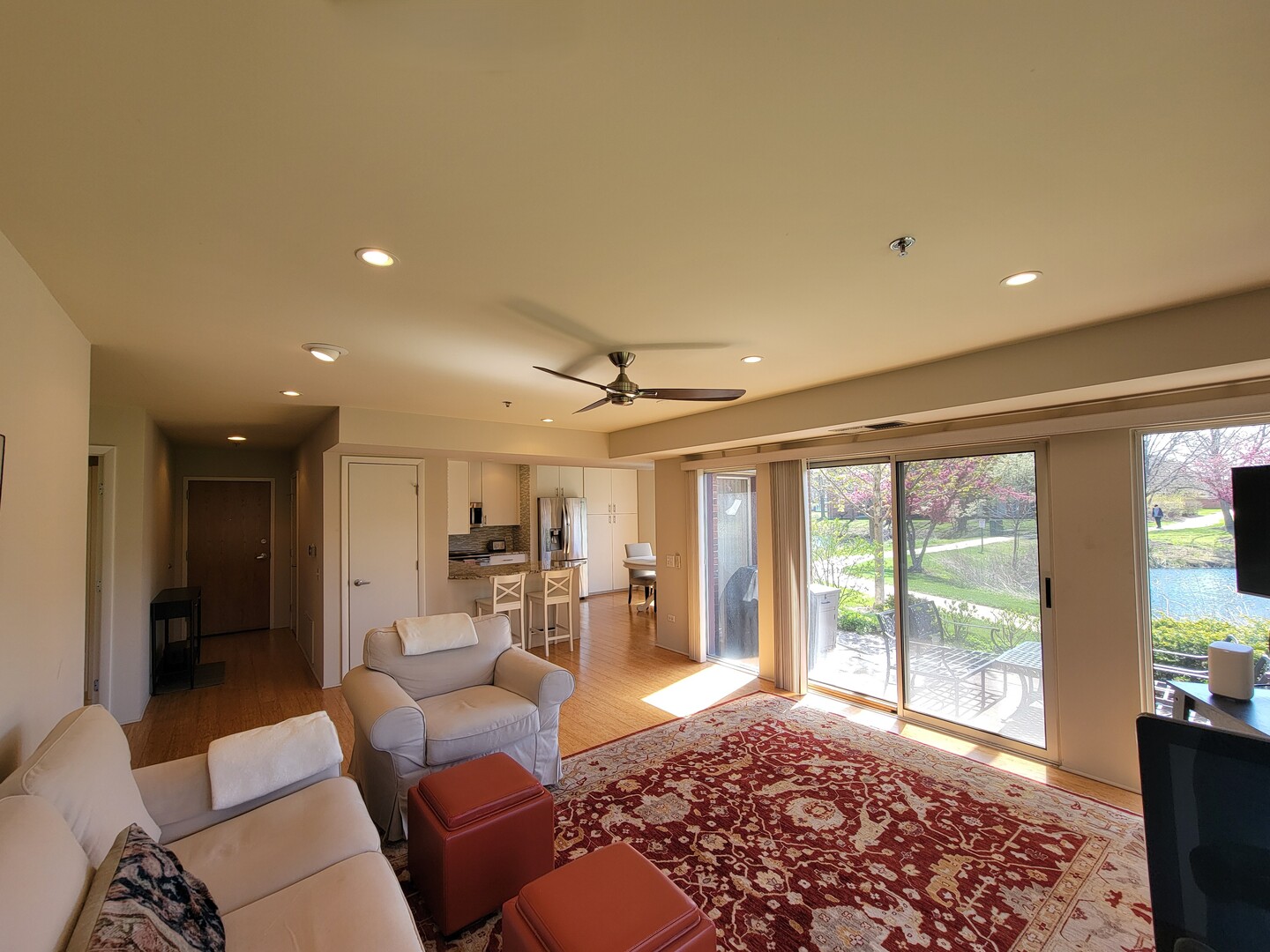 392 Kelburn Road, Unit 124 Deerfield, IL 60015 - Photo 9 of 40