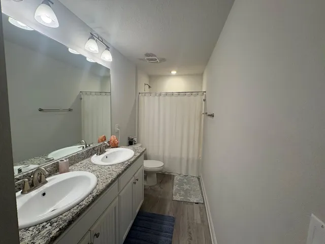 $2,700 | 5755 Marigold Loop, Crestview, FL 32539