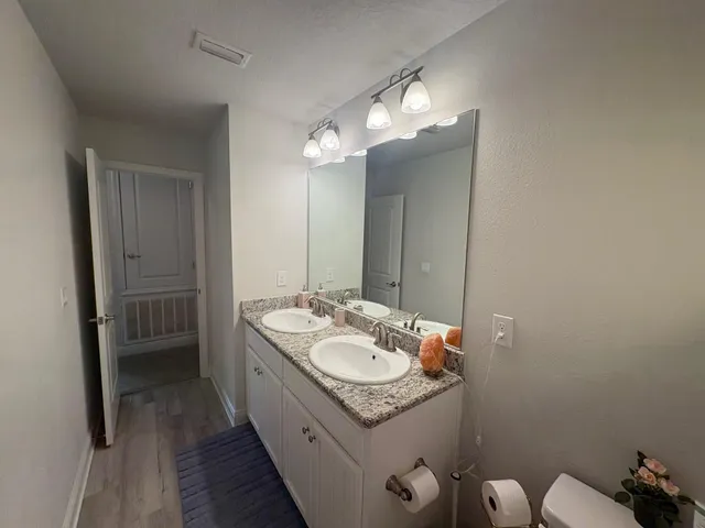 $2,700 | 5755 Marigold Loop, Crestview, FL 32539