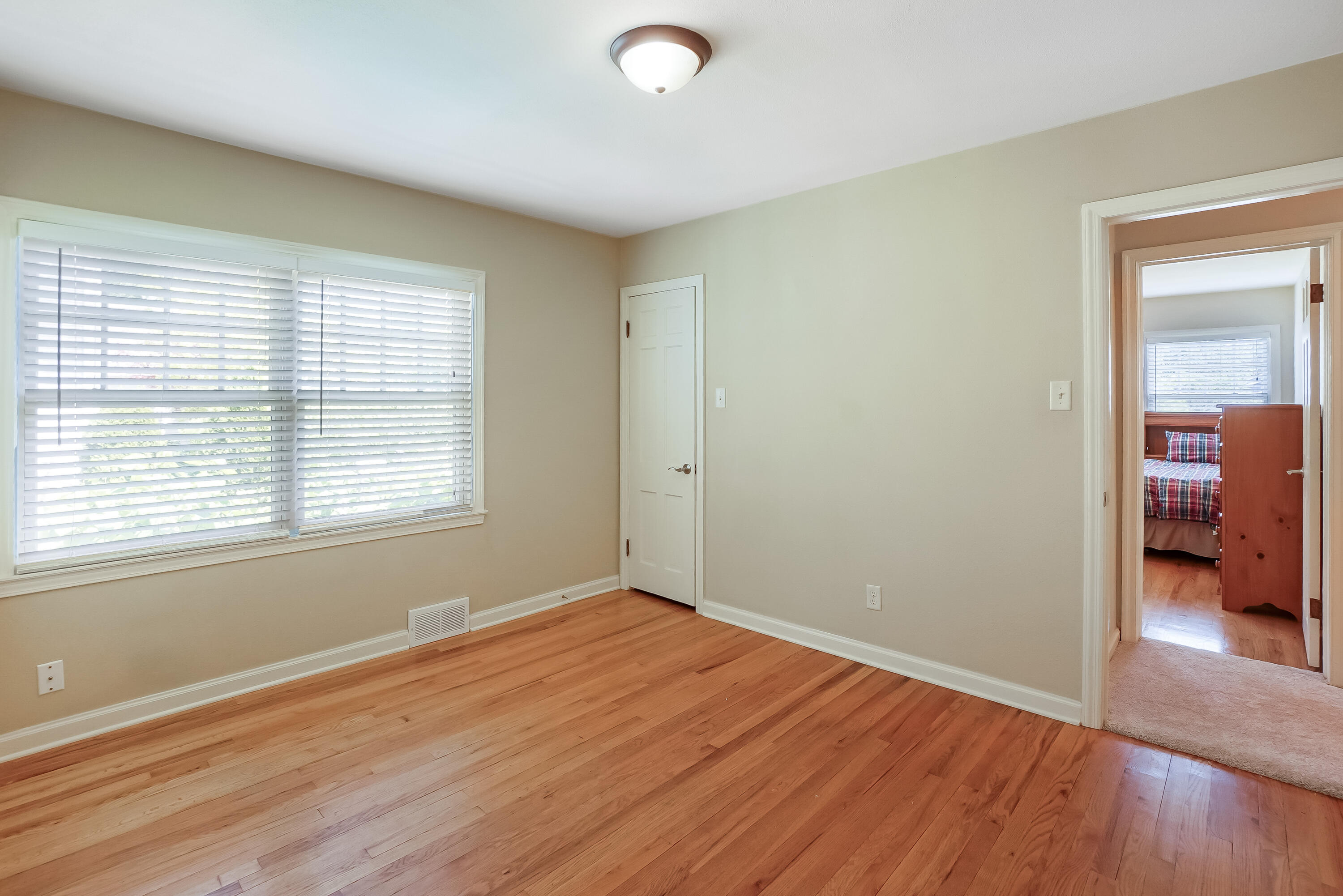 12800 Elmwood Road Elm Grove, WI 53122 - Photo 24 of 41 Bedroom 3