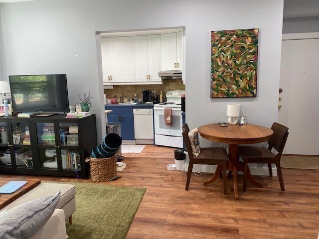 32 Winchester Street, Unit 1 Brookline, MA 02446 - Photo 26 of 26