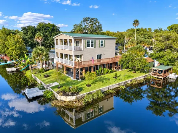 $700,000 | 7247 Arbordale Drive, Weeki Wachee, FL 34607