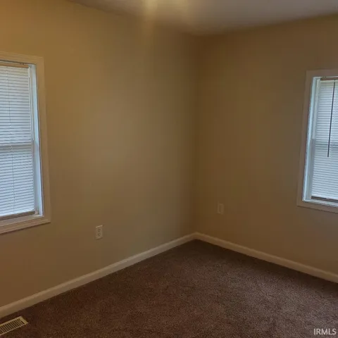 $121,900 | 307-2 North Morris Street, Farmland, IN 47340