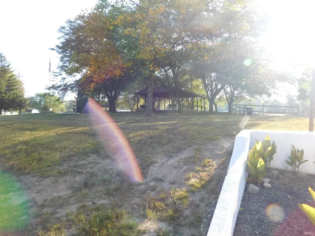 $121,900 | 307-2 North Morris Street, Farmland, IN 47340