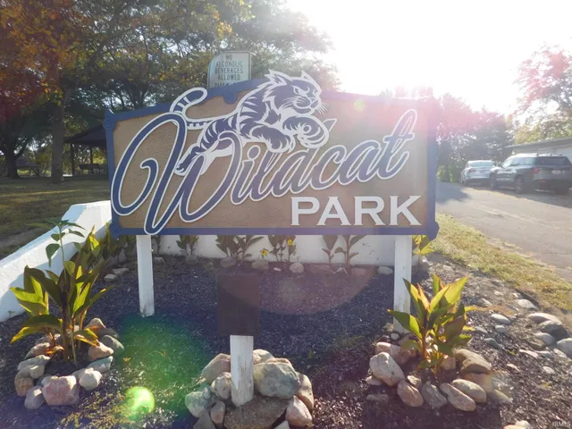 $121,900 | 307-2 North Morris Street, Farmland, IN 47340