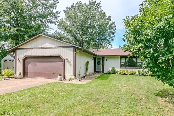 $280,000 | 7060 Brandywine Drive, Mentor, OH 44060
