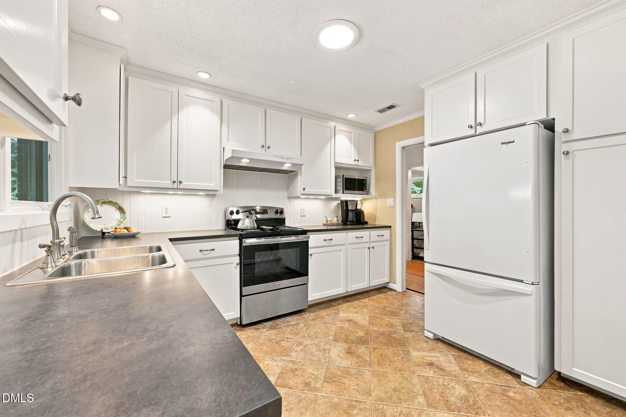 1207 Fairlane Road Cary, NC 27511 - Photo 20 of 65 20-web-or-mls-IMG_4858