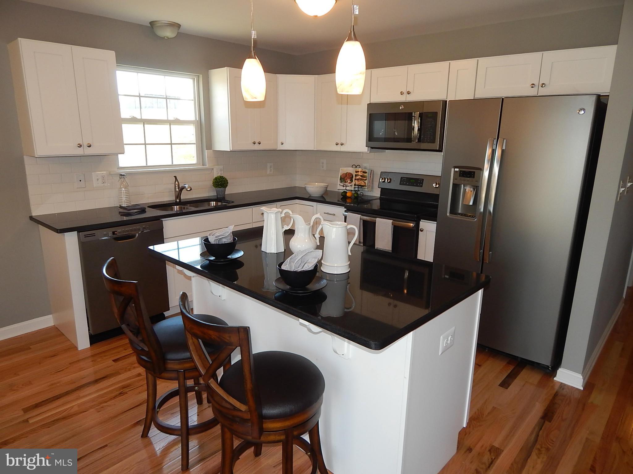 275 Ponds Wood Road Huntingtown, MD 20639 - Photo 3 of 26 Kitchen